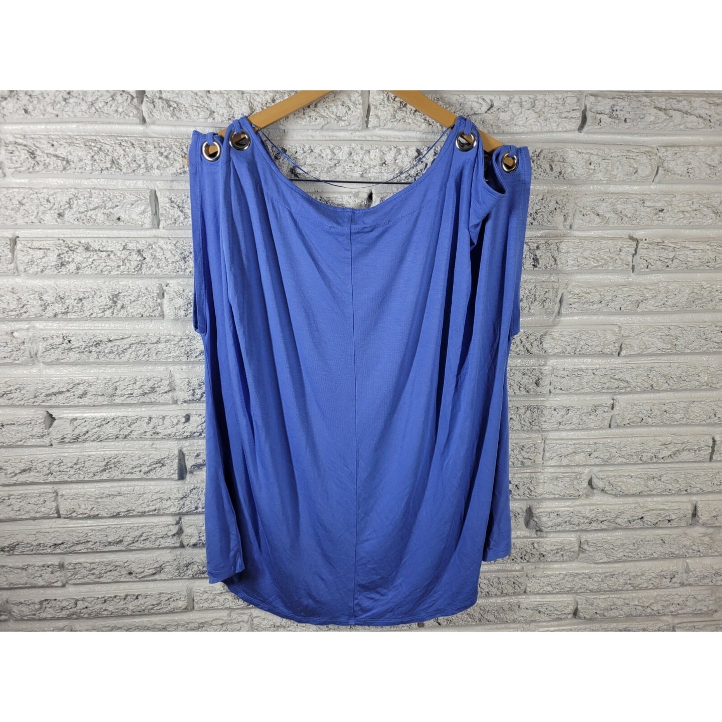 Cable Gauge Womens Top 1X Plus Sleeveless Cold Shoulder Grommets Blue Stretchy