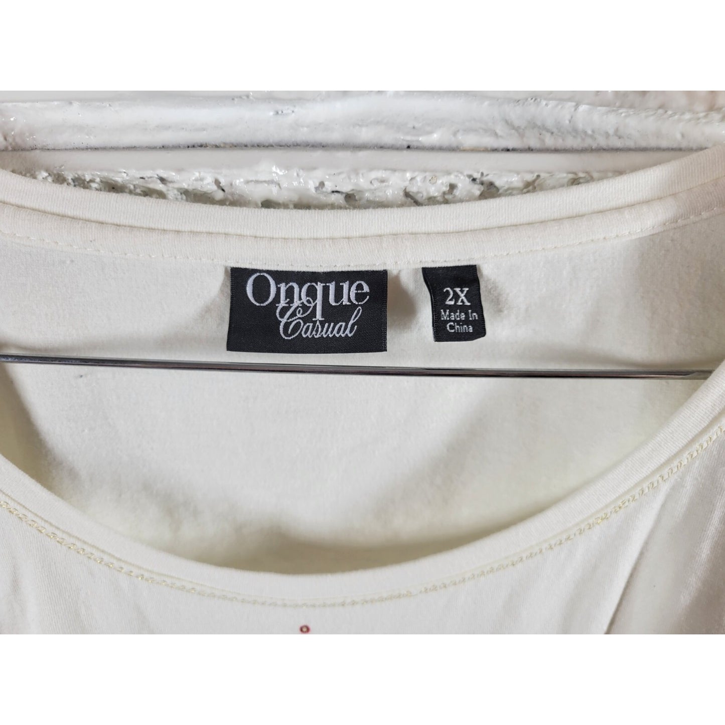 Christmas Onque Casuals Womens Top 2X Plus Tee 3/4 Sleeve Rhinestones Tree White