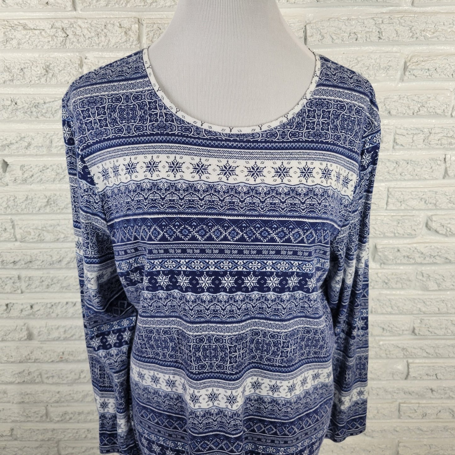 Croft Barrow Womens Top XXL Tee Classic Long Sleeve Blue Geometric Cotton Comfy