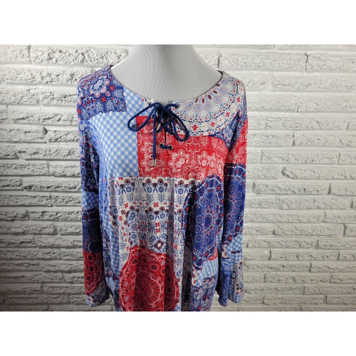 Ruby Rd Womens Top 1X Plus Bell Sleeve Red Blue Bandana Plaid Floral Lace Up