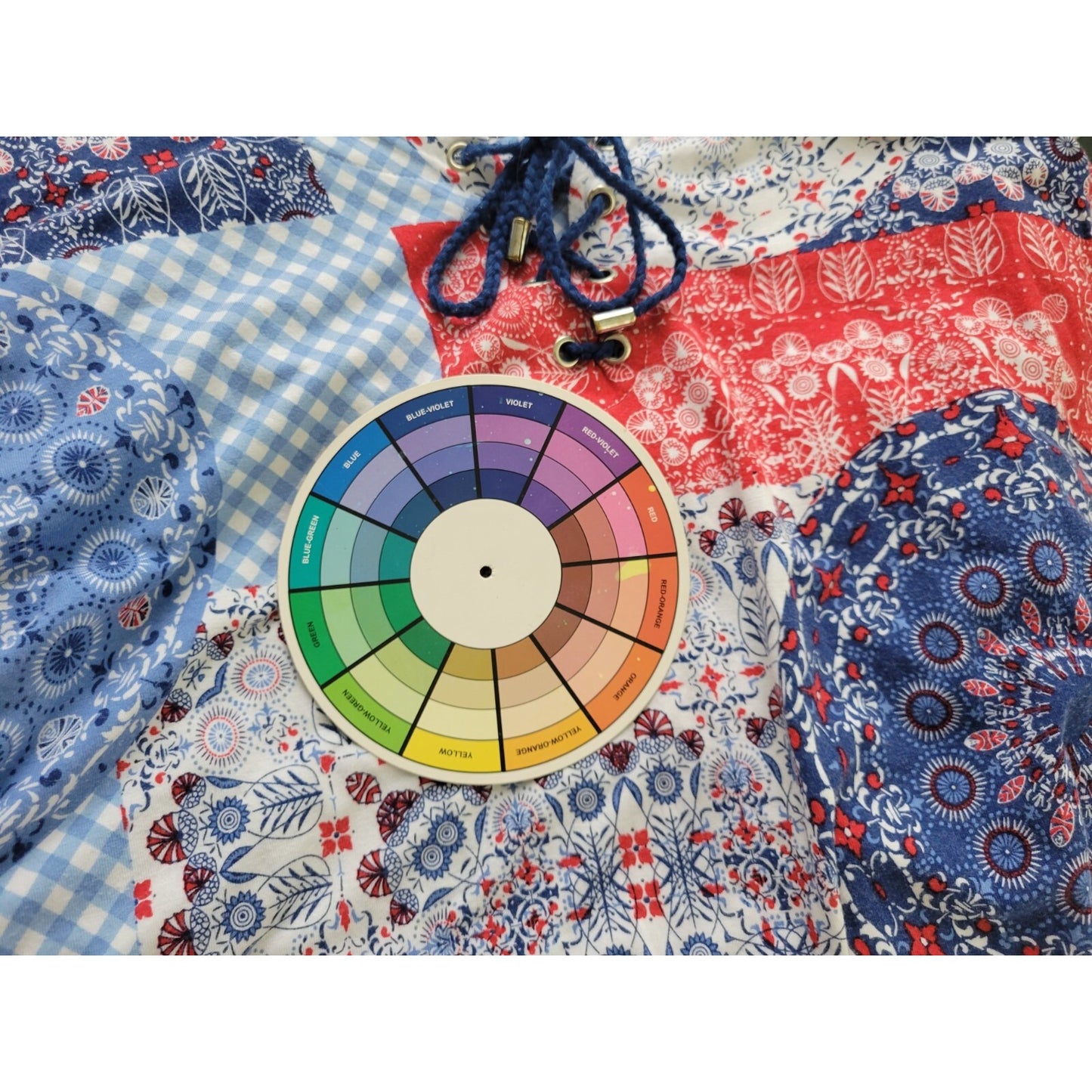 Ruby Rd Womens Top 1X Plus Bell Sleeve Red Blue Bandana Plaid Floral Lace Up