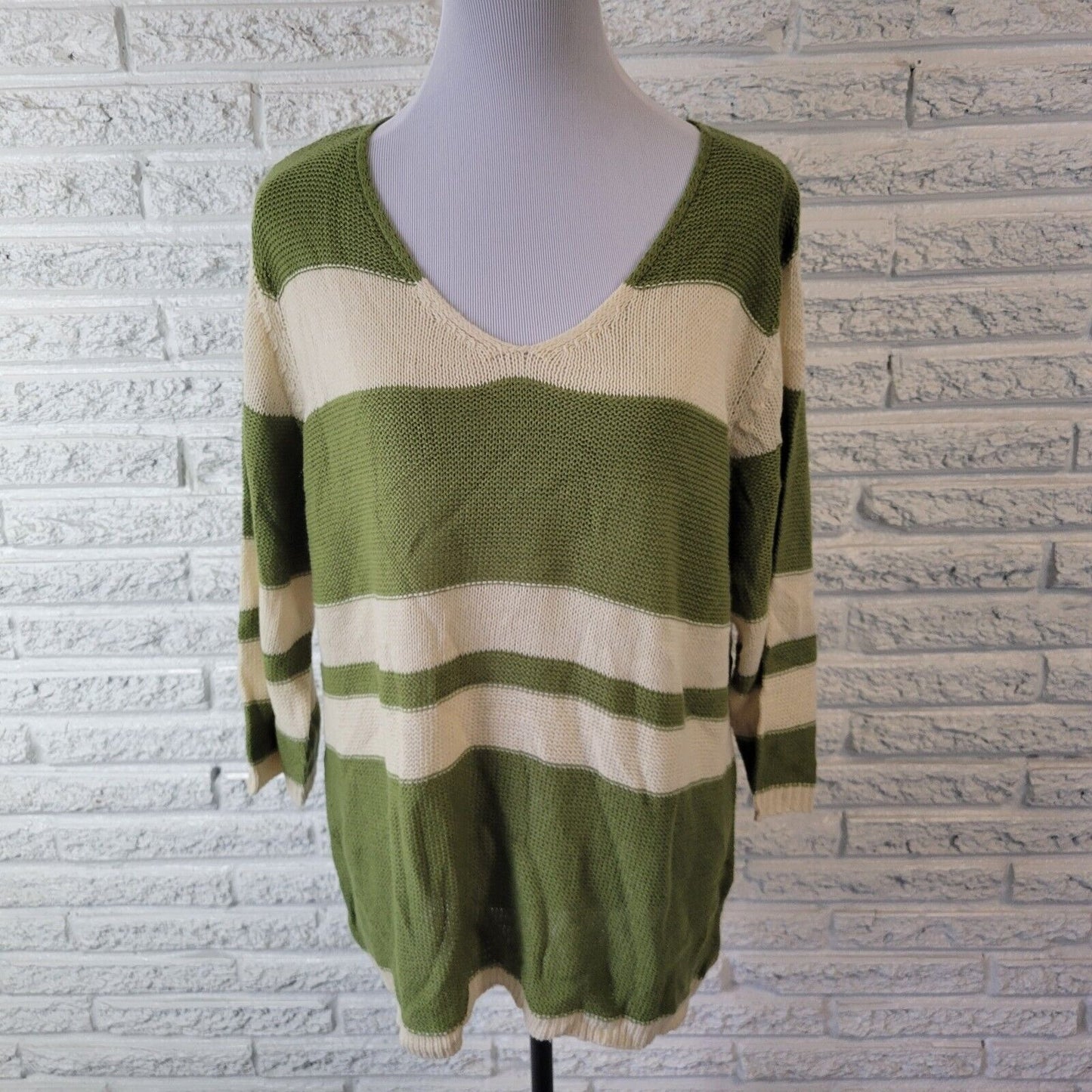 CW Classics Womens Sweater 1X 3/4 Sleeve Green Stripe Soft Lightweight Casual