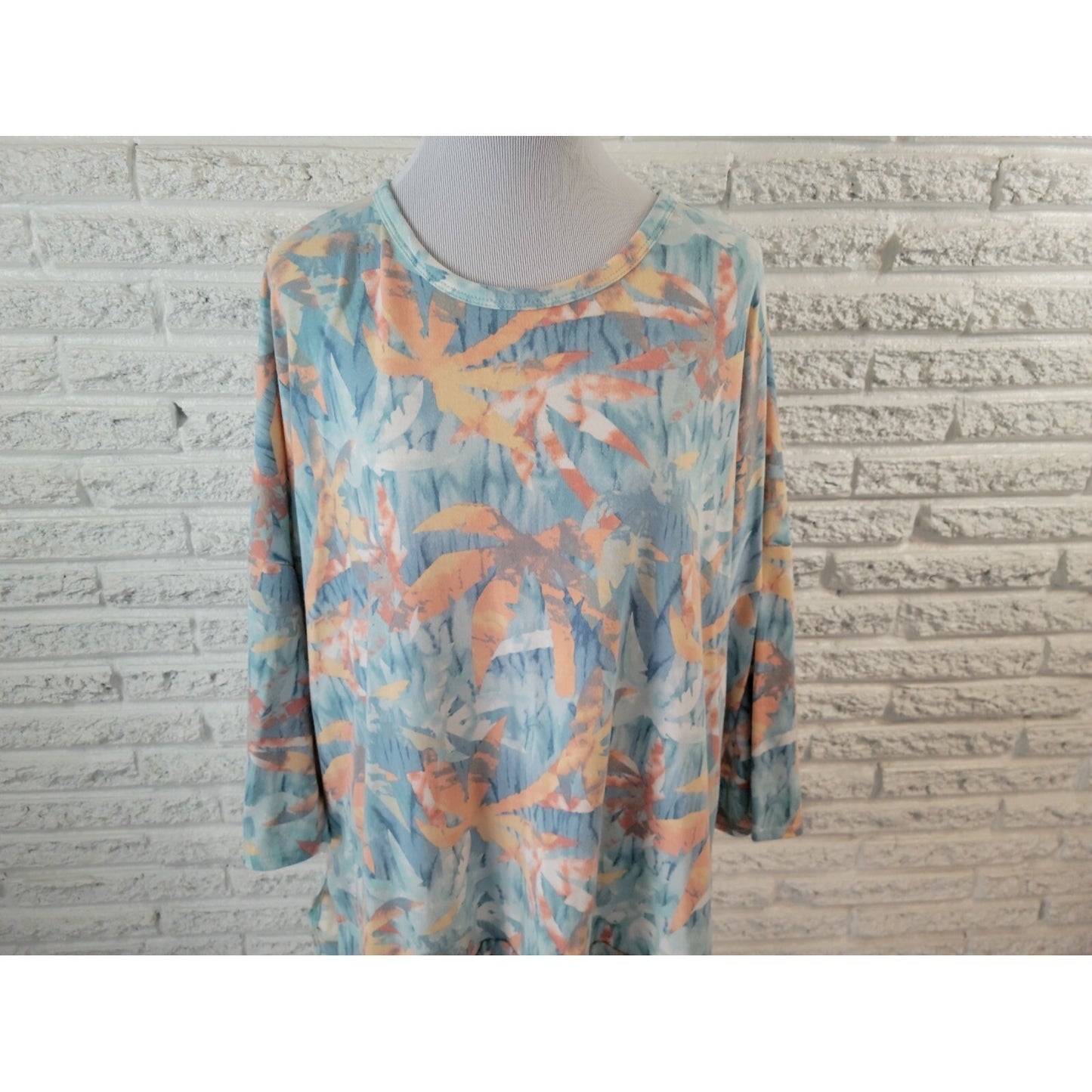 Crepas Women Top 3XL Tunic Long Sleeve Asymmetric Blue Tropical Palm Tree Knit