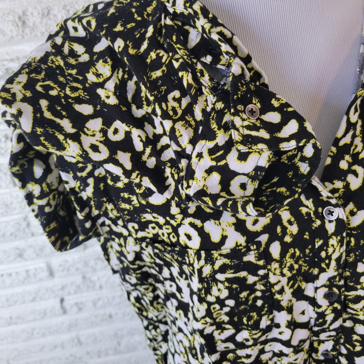 Rock Republic Women Top Extra Large XL Roll Tab Sleeve Black Animal Print Office