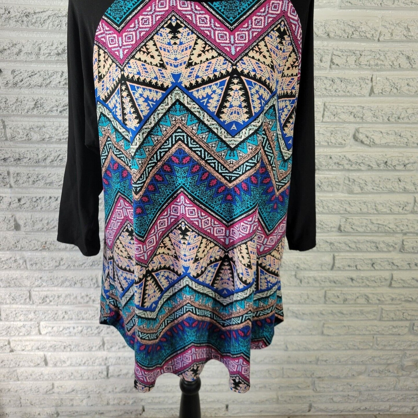 Bobbie Brooks Womens Top 2X Plus Tunic Raglan Sleeve Poly Blend Purple Geometric