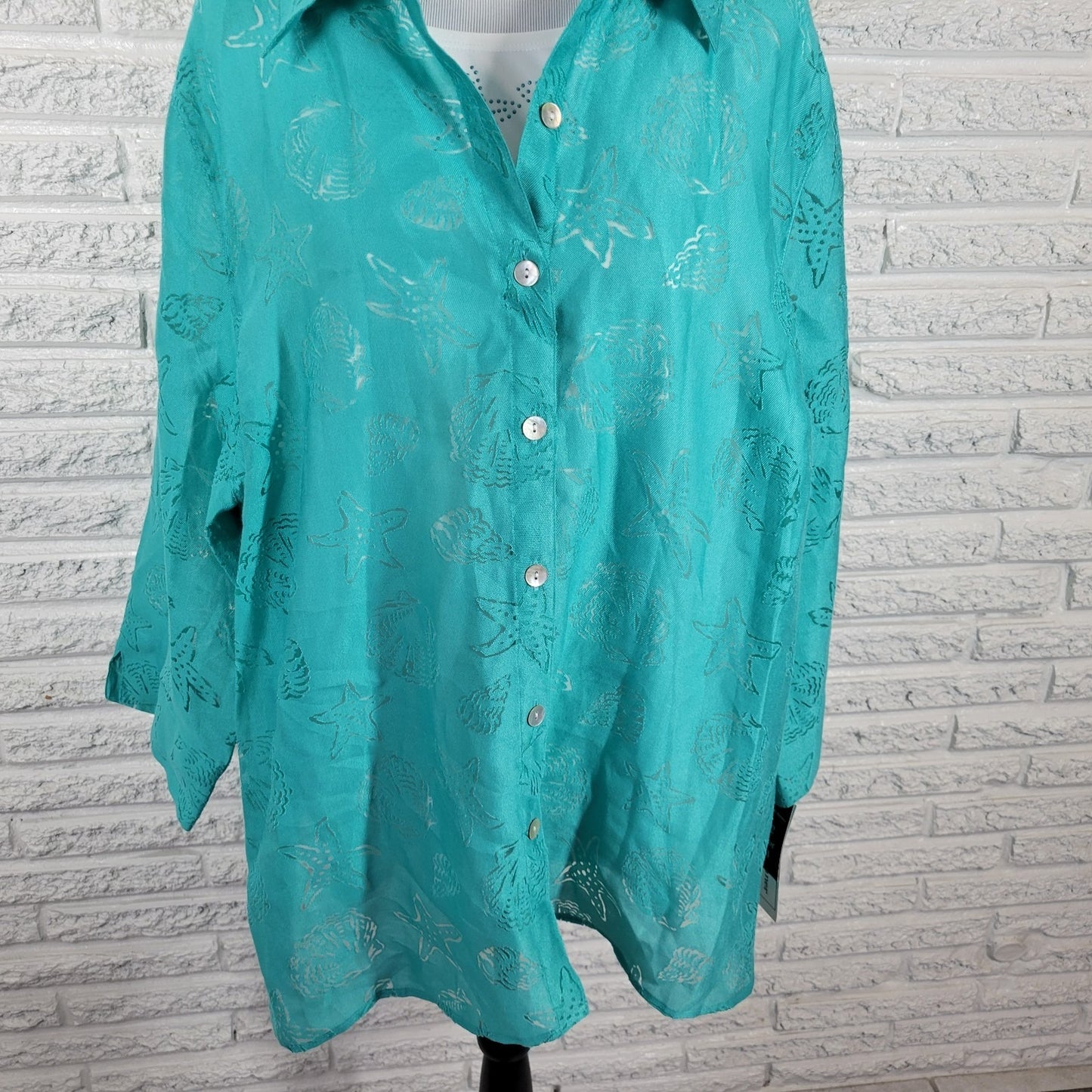 Alfred Dunner Womens Top 2X Plus 3/4 Sleeve with Tank Eyelet Lightweight Studded