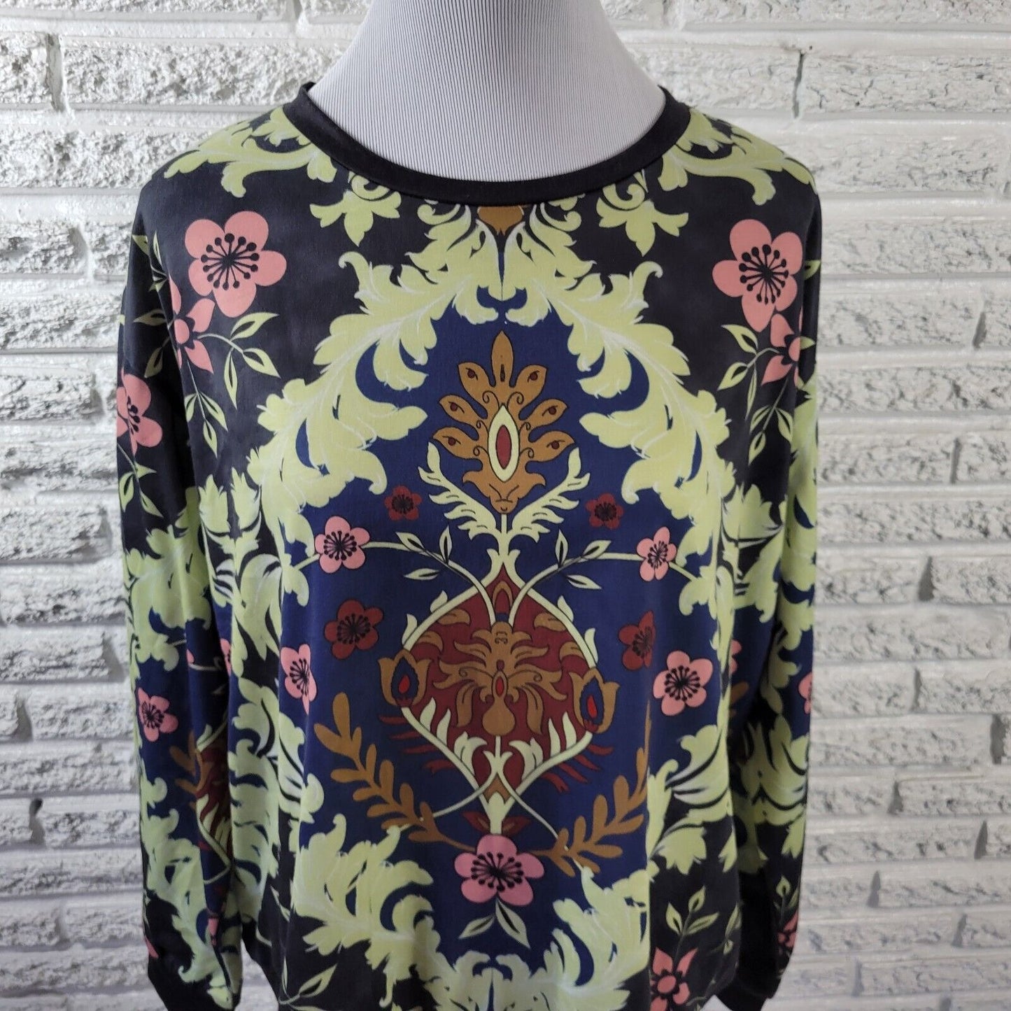 Pixie Lady Womens Top 1X Plus Long Sleeve Blue Green Floral Poly Blend Comfy