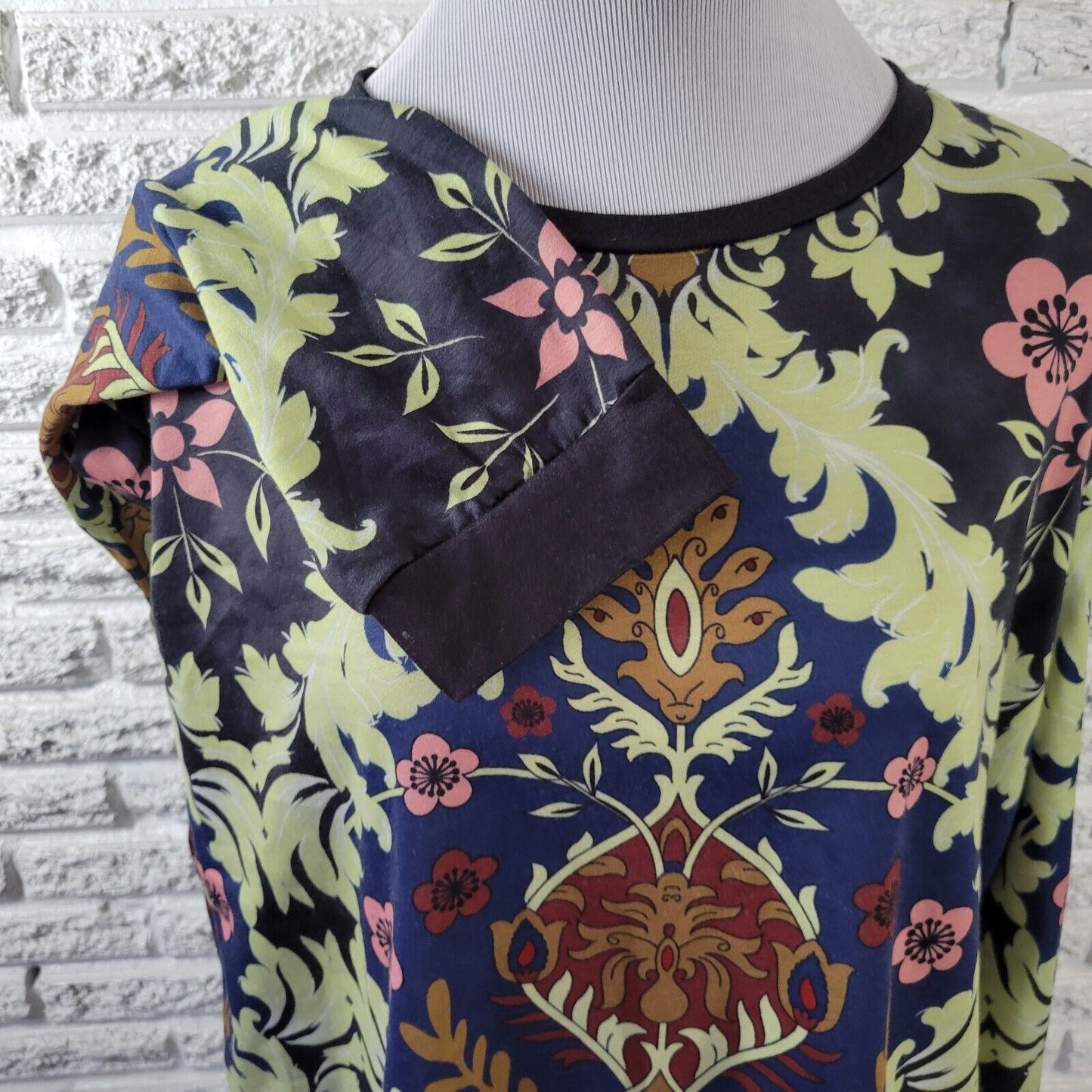 Pixie Lady Womens Top 1X Plus Long Sleeve Blue Green Floral Poly Blend Comfy