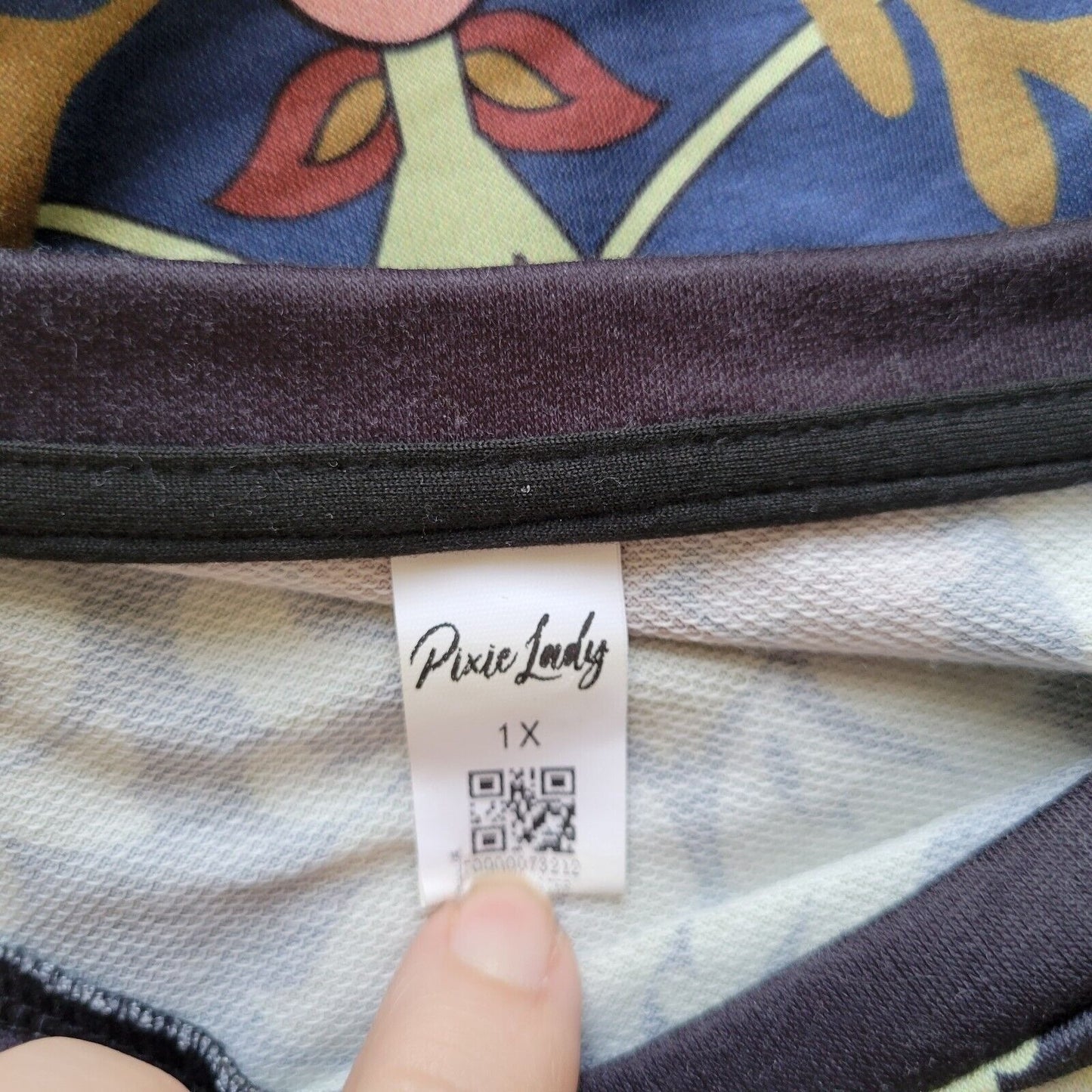 Pixie Lady Womens Top 1X Plus Long Sleeve Blue Green Floral Poly Blend Comfy