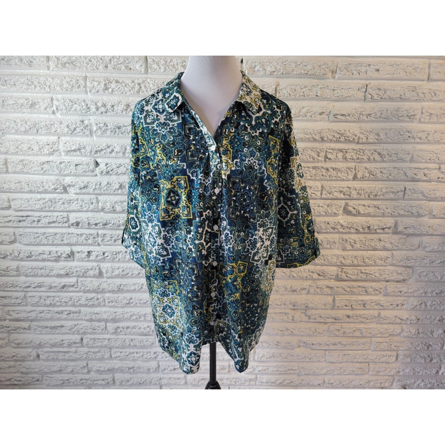 Catherine's Women's 1XWP Plus Size Top Blouse Blue Medallion Collared Button-Up