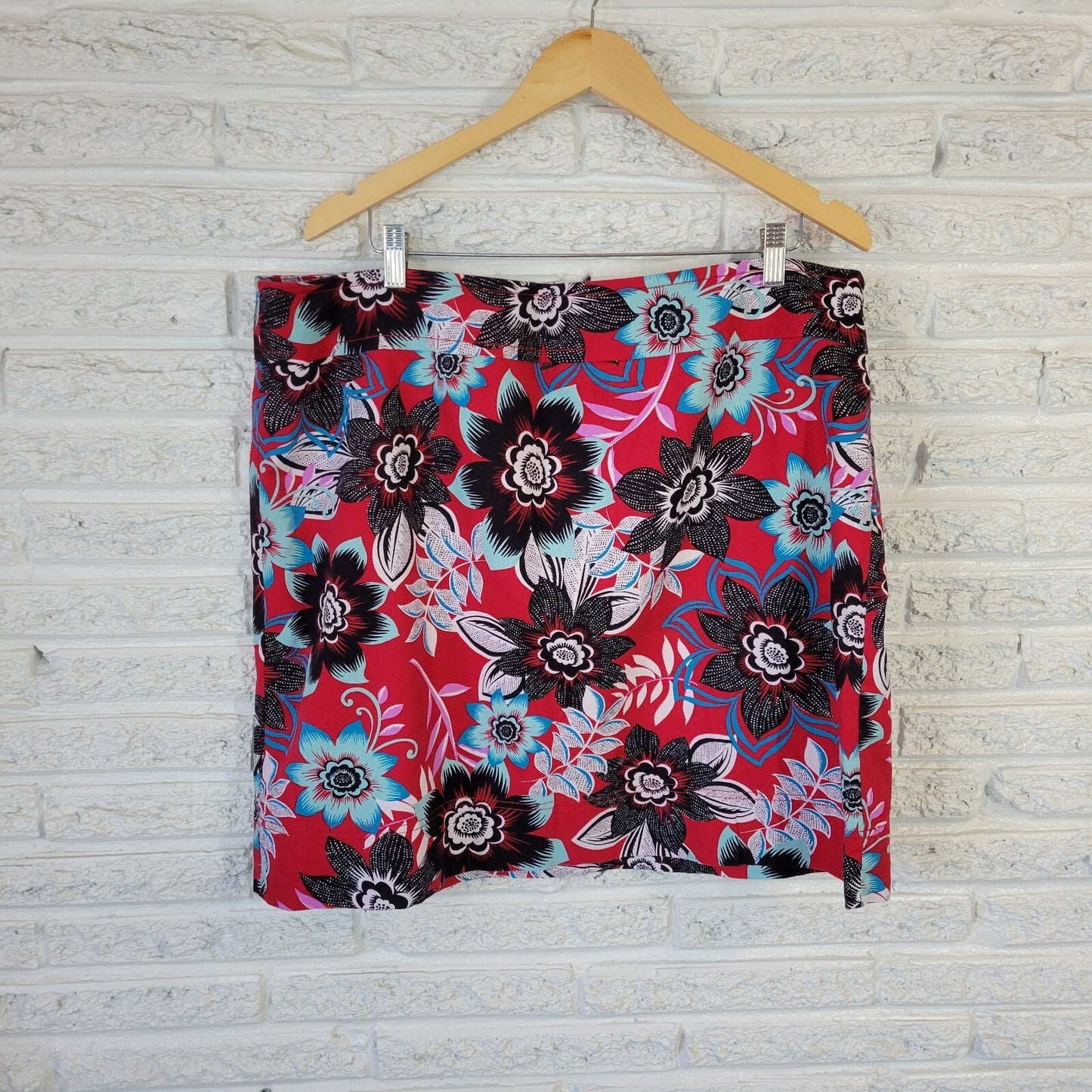 Talbots Women Skirt 20 Plus Mini Pencil Red Floral Side Zip Lined Cotton Blend