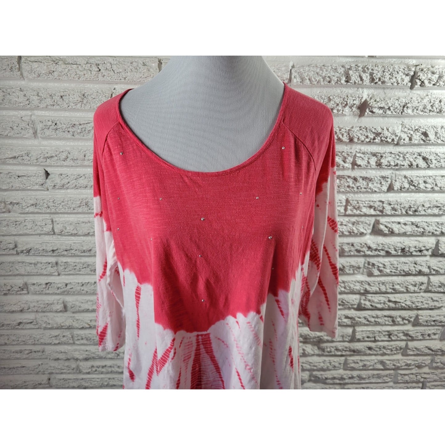 New Directions Womens Top Extra Large Tee Asymmetric Studded Comfy Pink Tie Dye