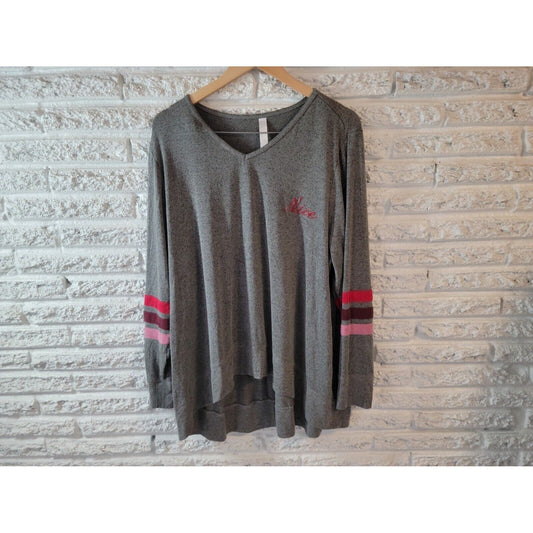 Christmas Cacique Womens Pajamas 18 20 Top Long Sleeve Sequins Naughty Nice Gray
