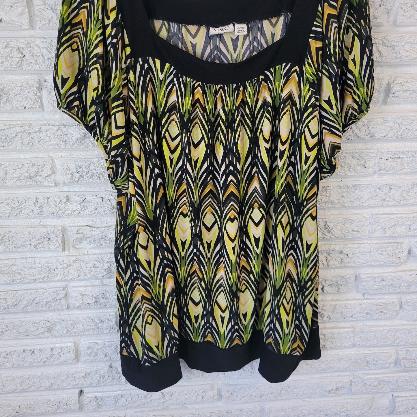 Cato Plus Size Top Blouse 26W 28W Green Geometric Square Neck Stretchy Polyester