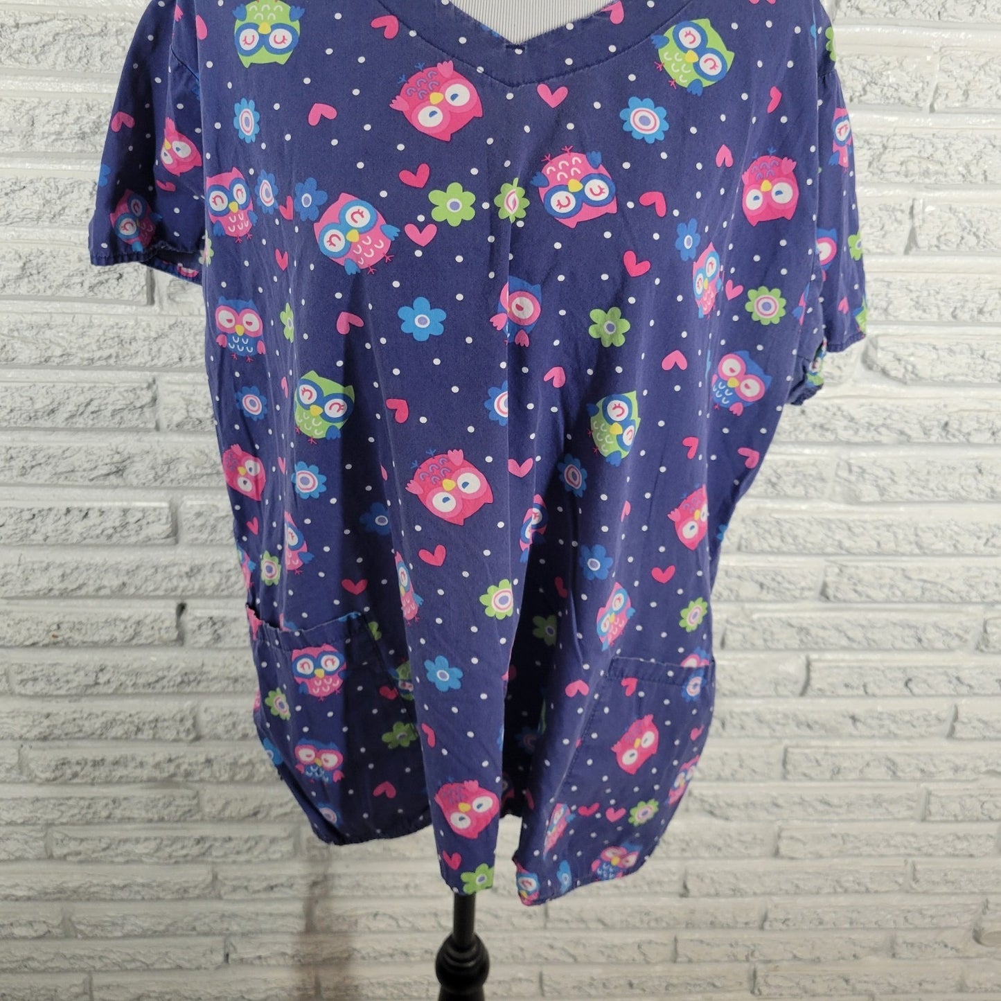 Zoe Chloe Unisex Scrub Top 2XL Plus Owls Hearts All Over Blue Cotton Medical