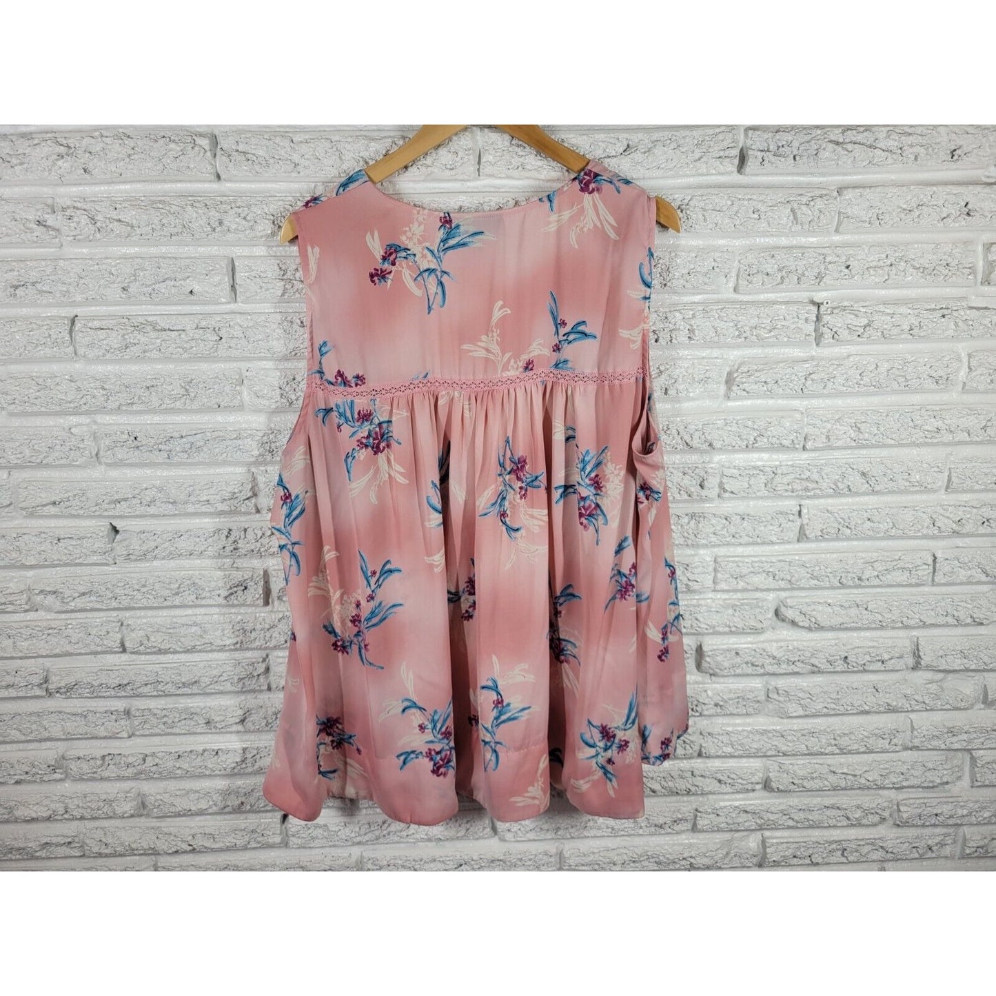 Lane Bryant Womens Top 22 Tank Pink Floral Lightweight Lace Trim Polyester Sheer