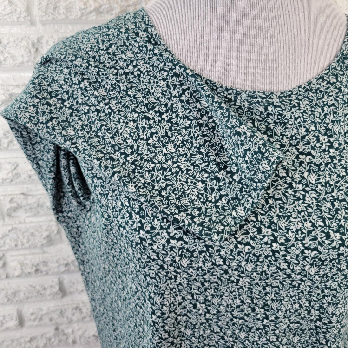 Croft & Barrow Women's XL T-Shirt Tee Green White Floral Cotton Stretch FLO335XE