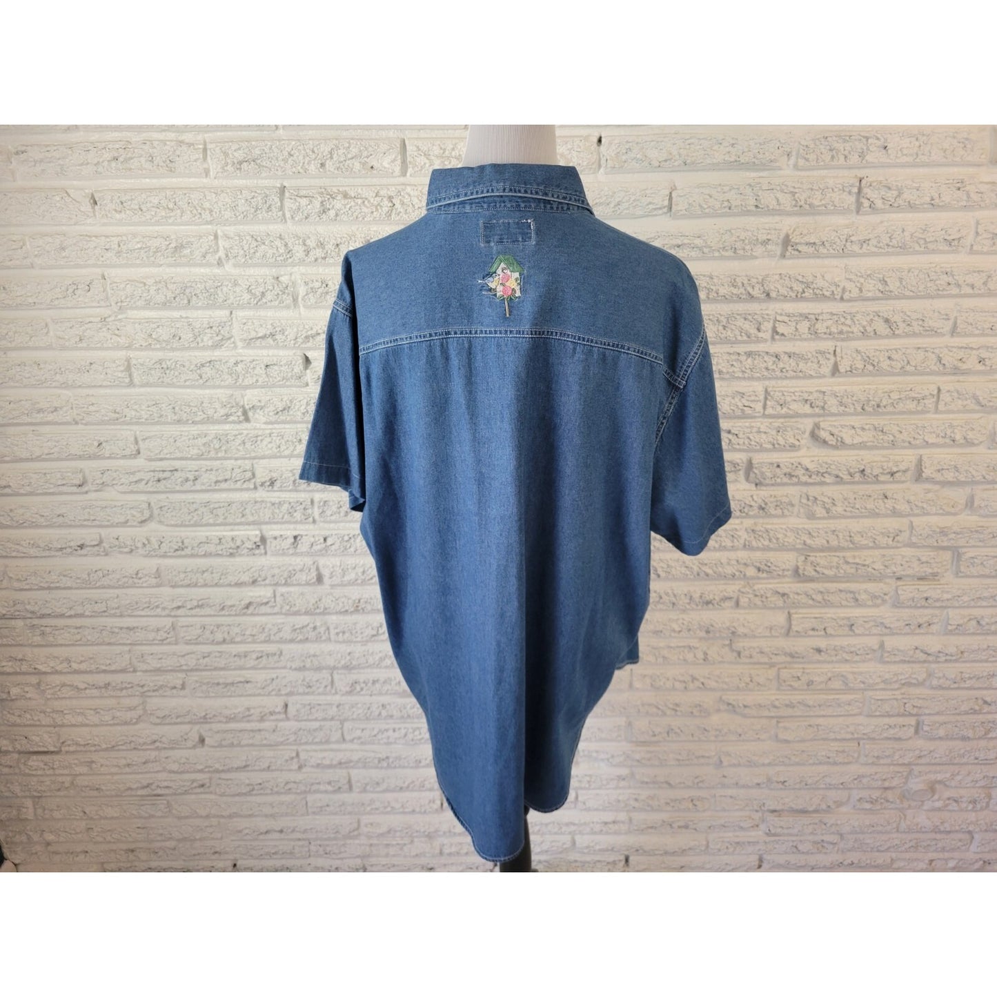 CST Blues Women Shirt 24 Plus Short Sleeve Blue Denim Garden Birdhouse Embroider
