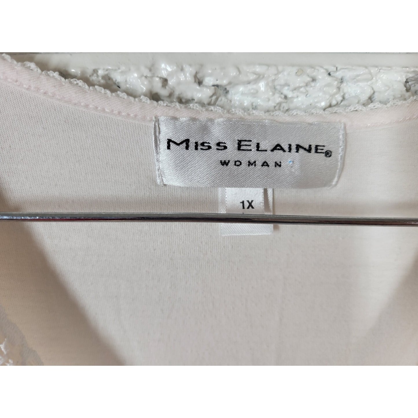 Miss Elaine Womens Robe 1X Plus White Embroider Cinched Lounge Lace Trim