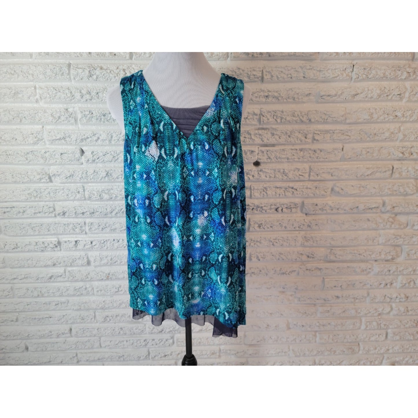 Peter Nygard Womens Top 1X Plus Tank Blue Animal Print Poly Blend Lined Comfy