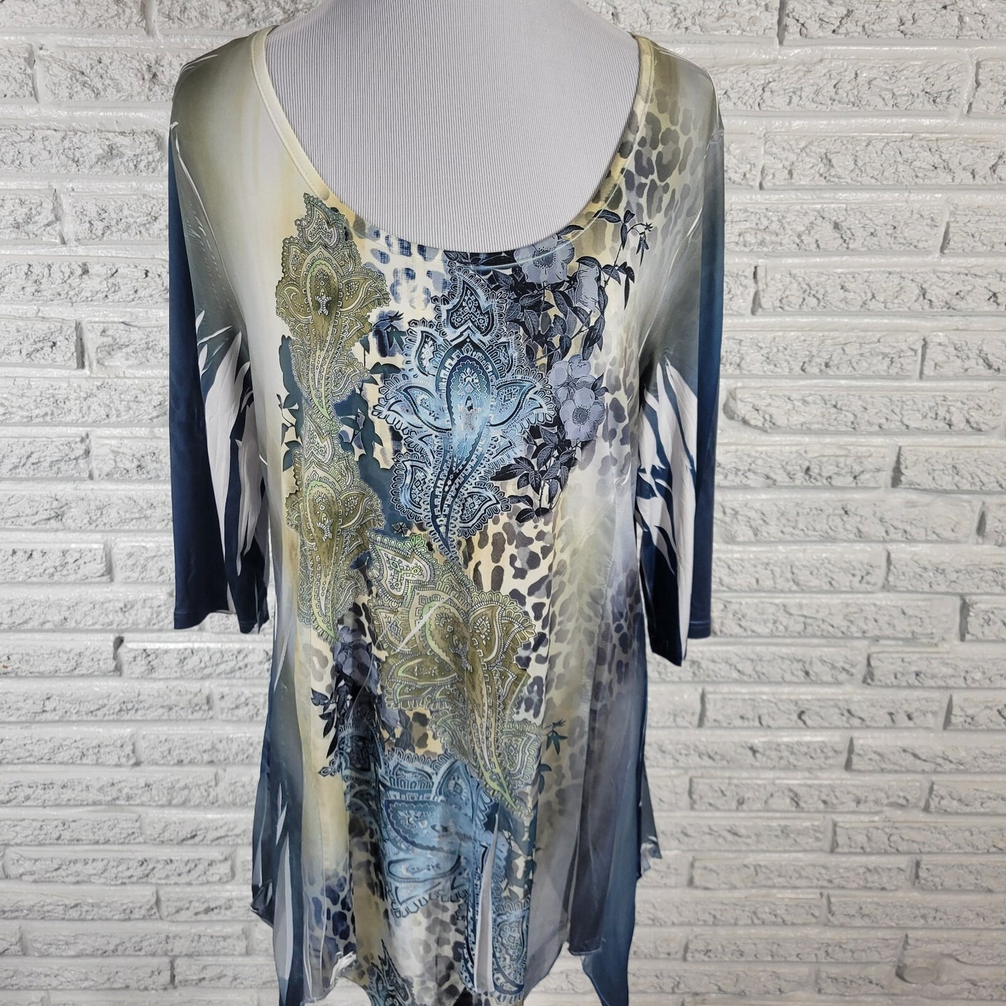 Patchington Womens Top XL 3/4 Sleeve Blue Paisley Laser Cut Hanky Hem Chiffon