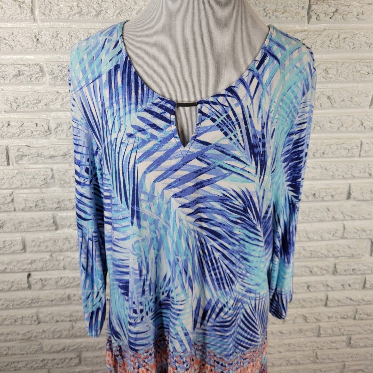 Ruby Rd PXL Tunic Blouse Blue Floral Print Keyhole Neck Asymmetric Hem FLO322XE