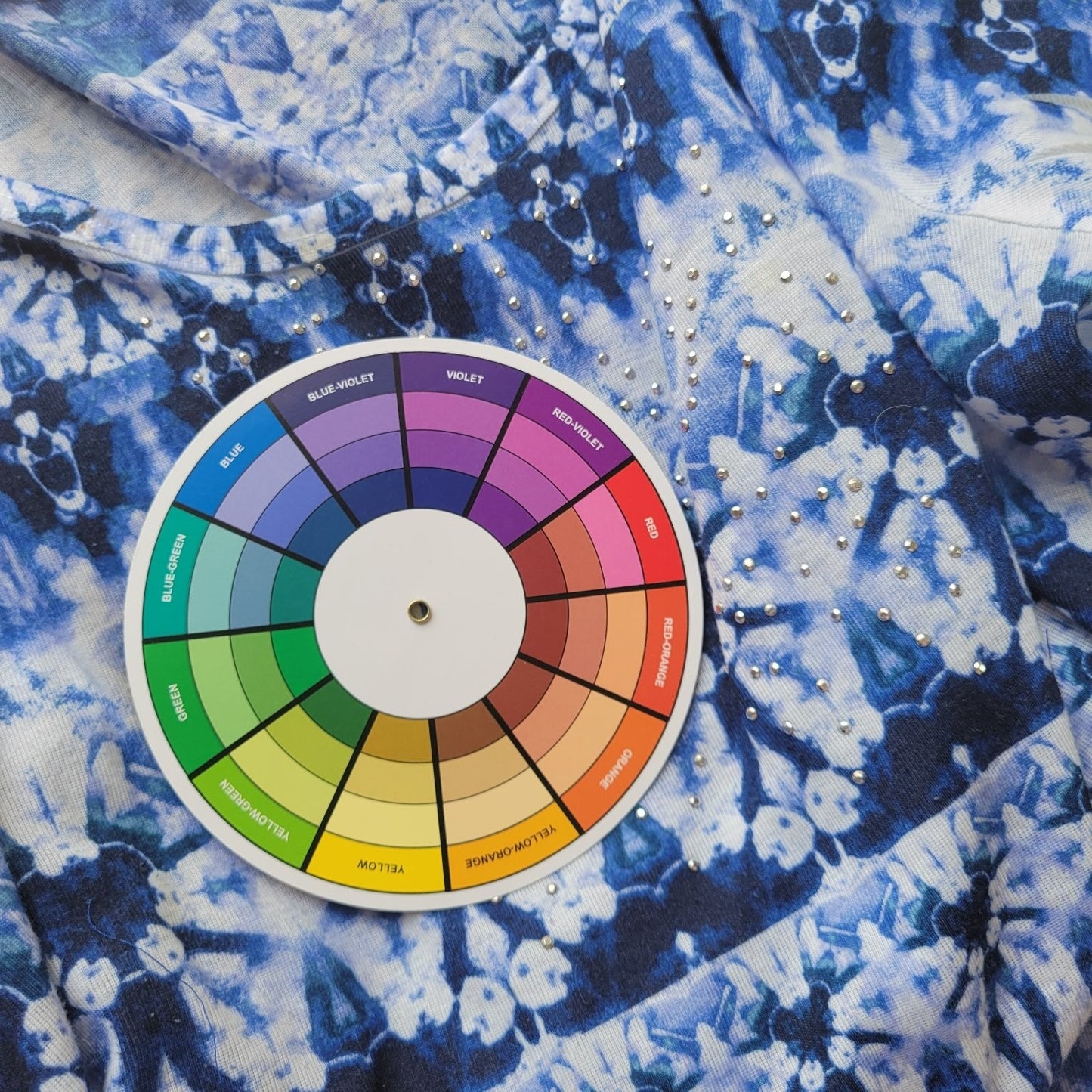 World Unity Womens Top 3X Plus Tee Blue Abstract Tie Dye Polyester Studded Comfy