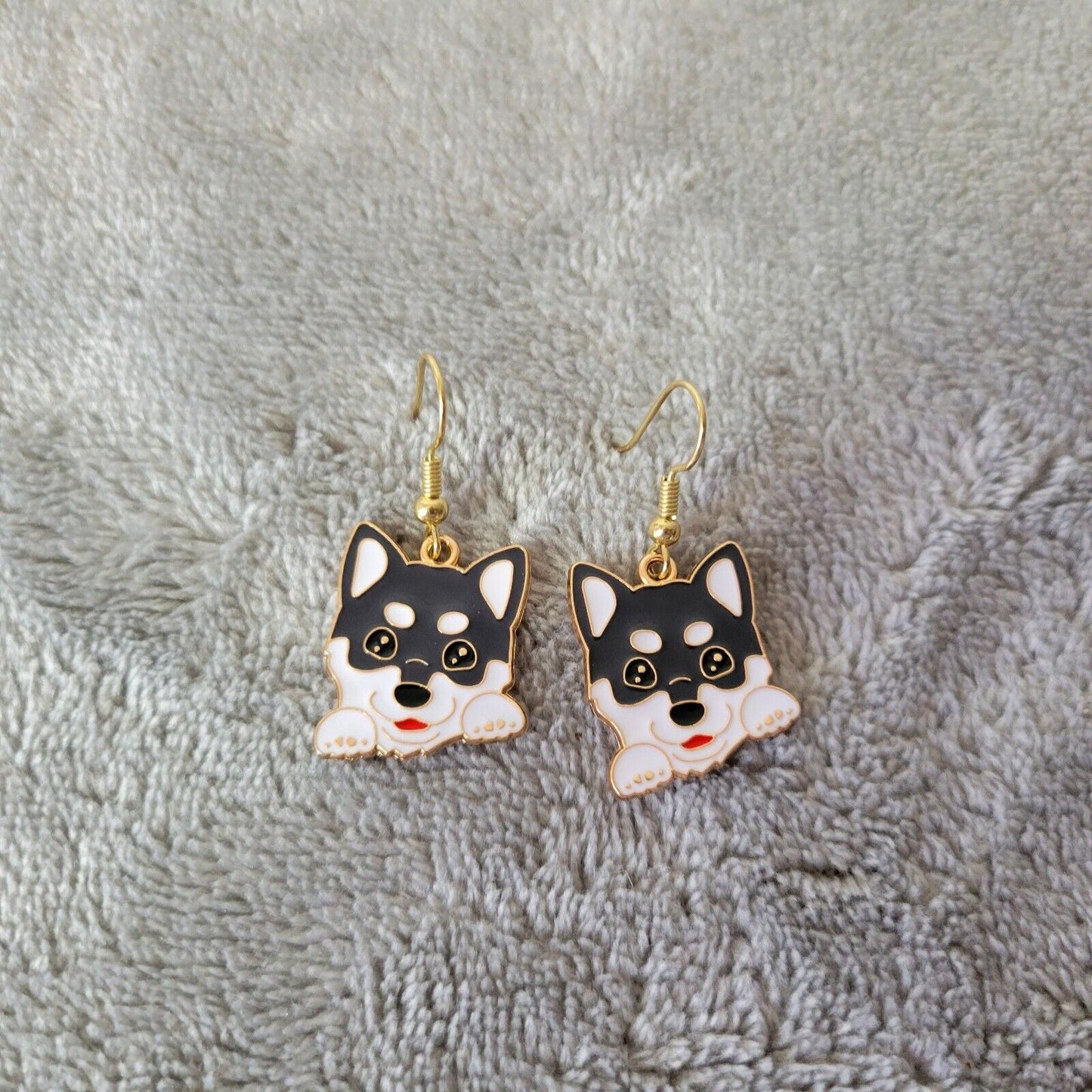 Husky Dog Puppy Earrings One Pair Gold Tone Dangle Fish Hook Fun Cute Novelty