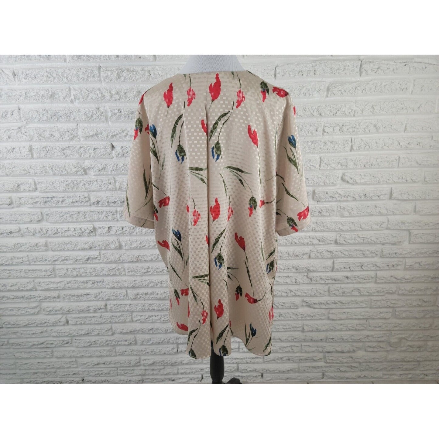 Maggie Barnes Womens Top 22W Button Up Beige Red Floral Career Casual Polyester