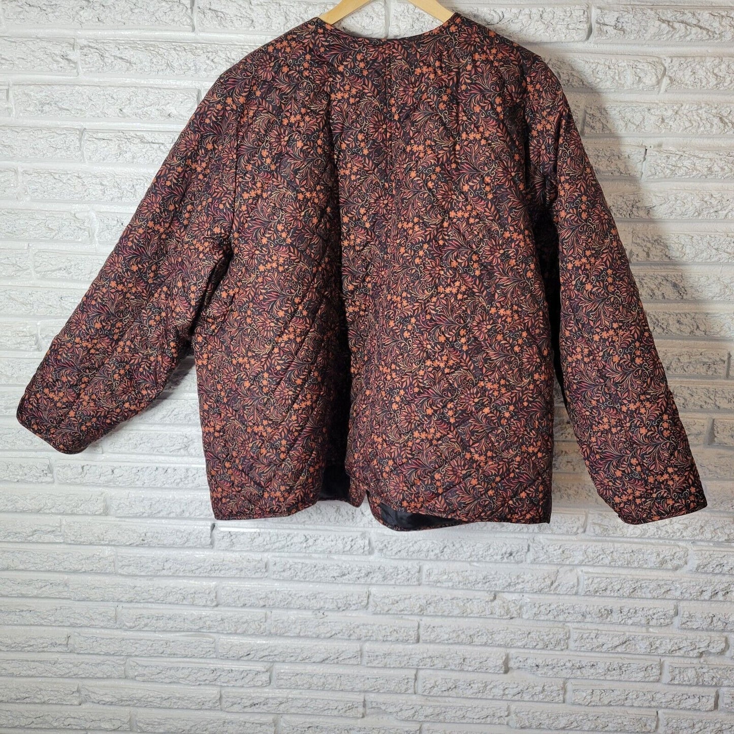 Croft Barrow Womens Jacket 3X Plus Quilted Orange Black Floral Pockets Lined