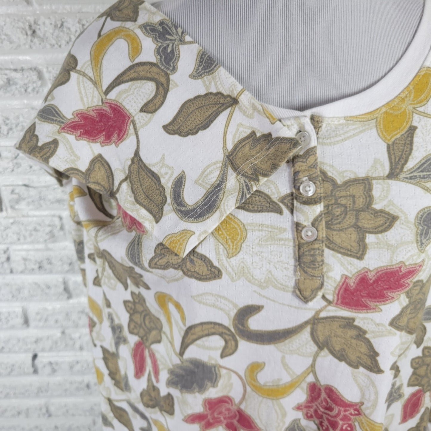 Laura Scott Womens Top 2X Knit 3/4 Sleeve Green Red Floral Cotton Blend Casual