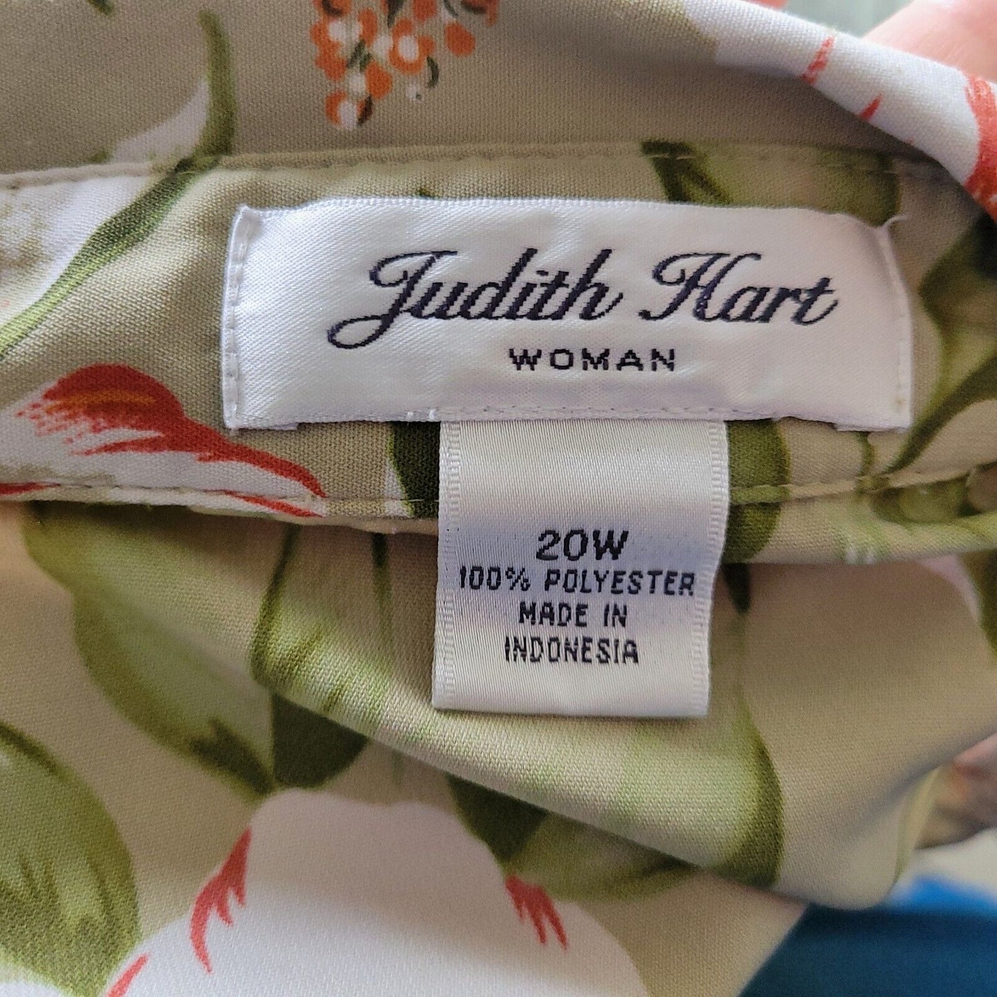 Judith Hart Womens Top 20W Short Sleeve Button Up Green Red Floral Lightweight