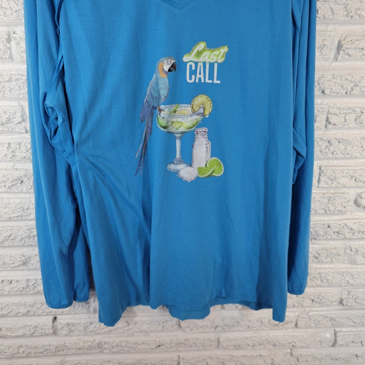 Womens Top 3XL Plus Tee Parrot Margarita Blue Last Call Raglan Sleeve Poly Blend