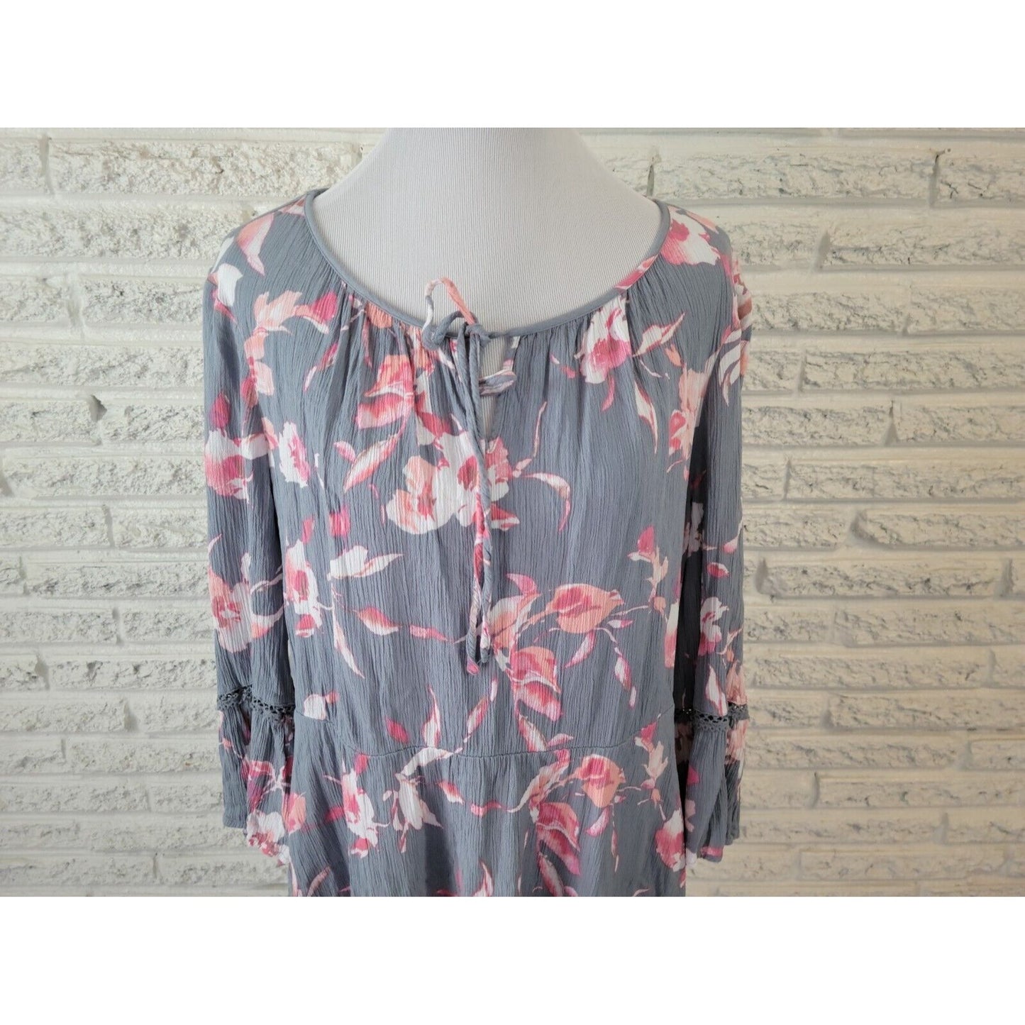 Lane Bryant Womens Top 18 20 Tunic Bell Sleeve Boho Crochet Keyhole Blue Floral