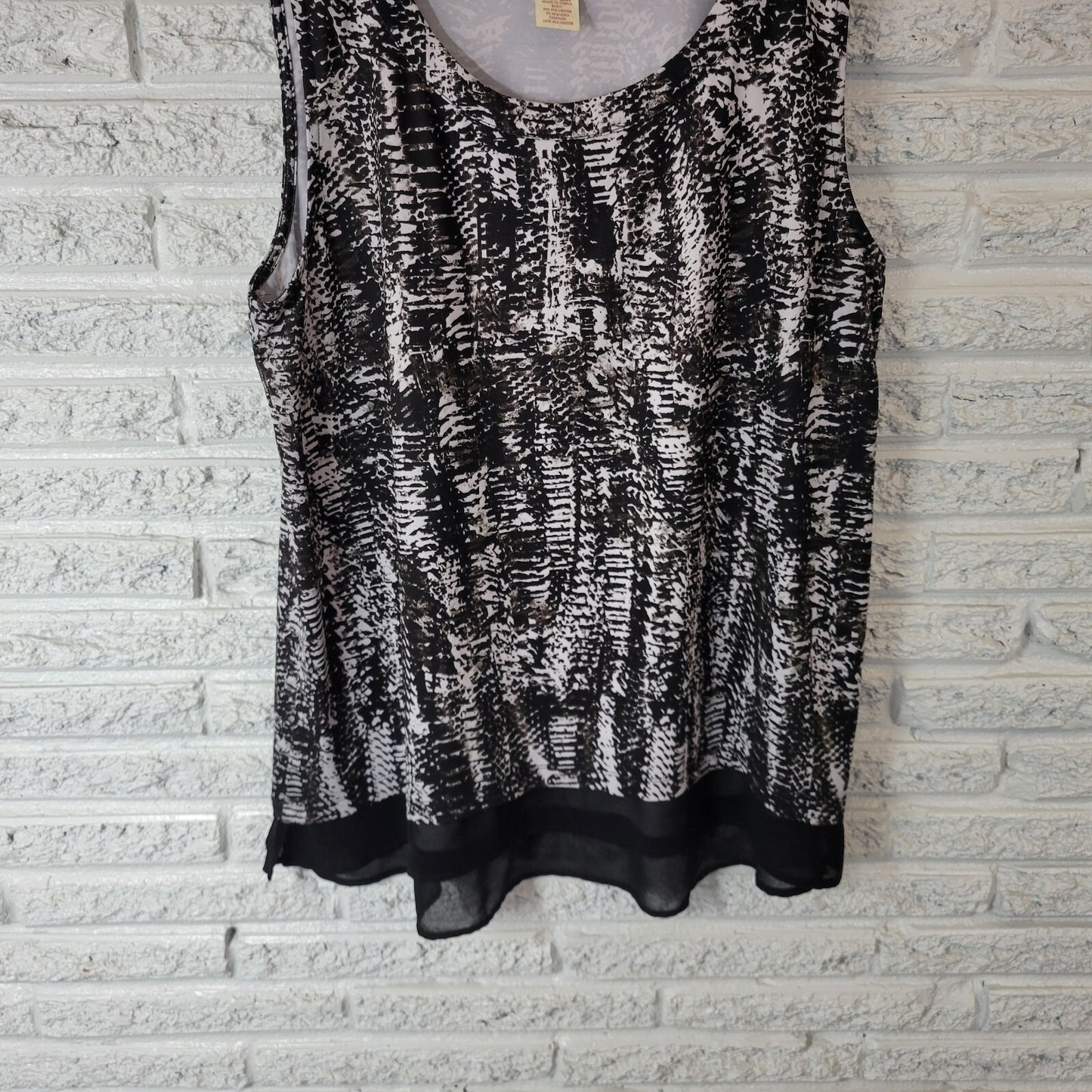 Faded Glory Womens Top XXL 20 Plus Sleeveless Chiffon Hem Black Animal Print