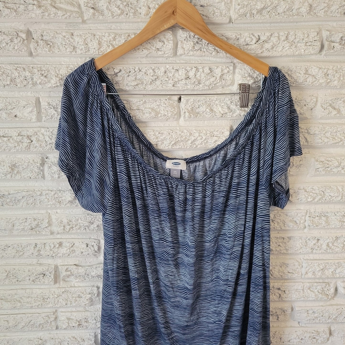 Old Navy Womens Top XXL Plus On Off Shoulder Blue White Stripe Lightweight