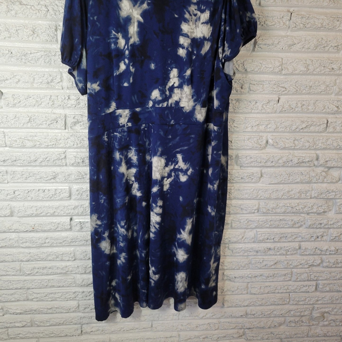 Dress Barn Womens Dress 22W Short Sleeve Blue Tie Dye Side Zip Poly Blend Sash