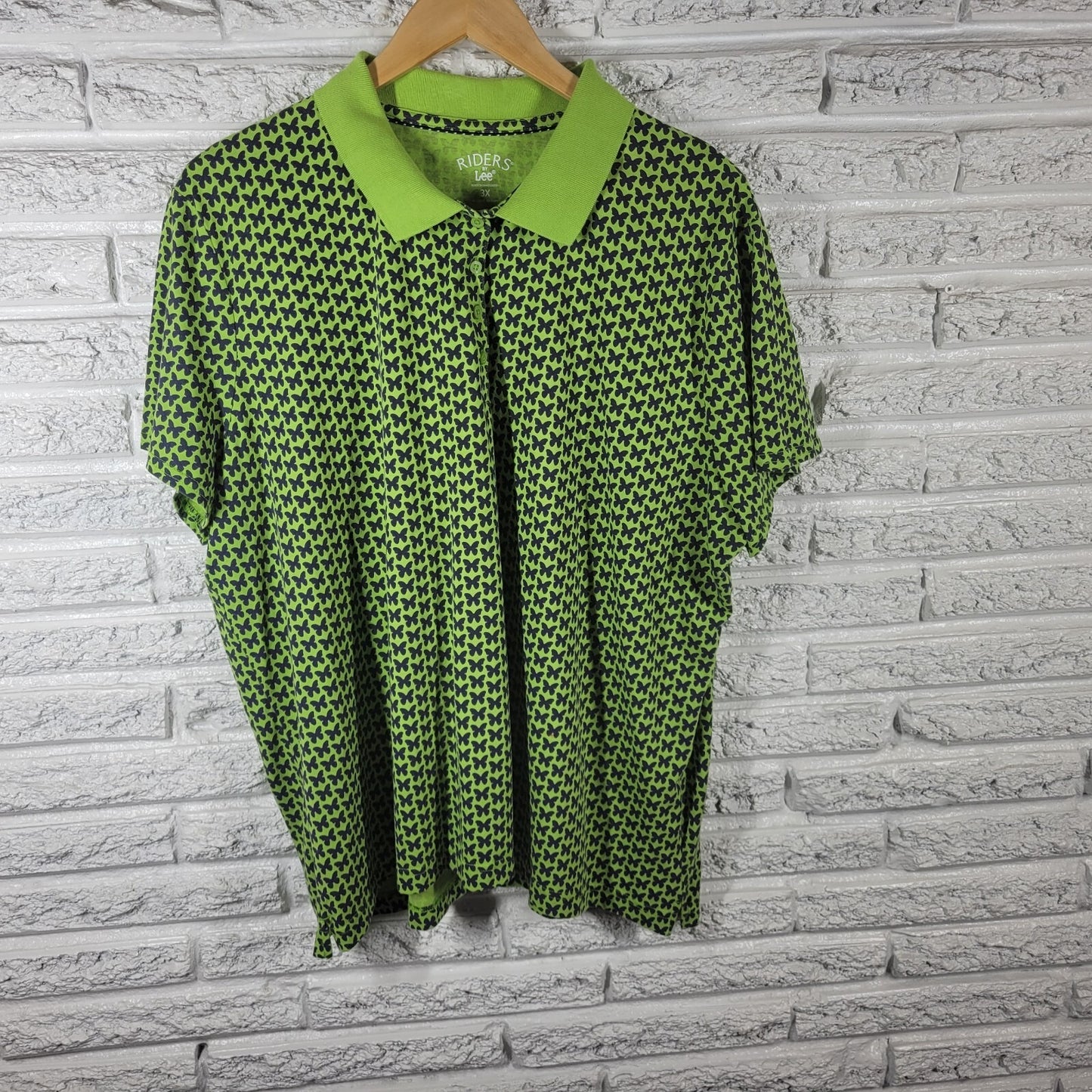 Riders Lee Womens Top 3X Plus Short Sleeve Quarter Button Green Butterflies