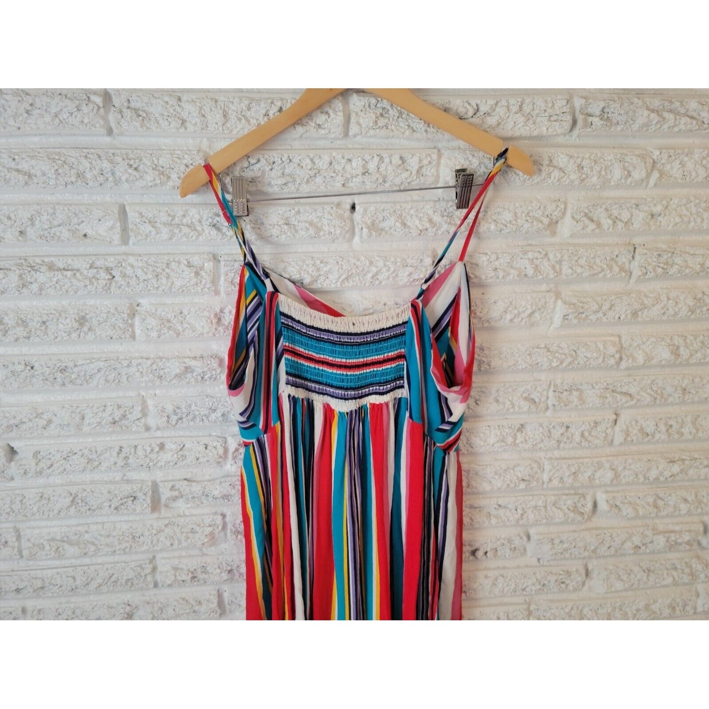 Forever 21 Womens Top 1X Cami Spaghetti Strap Swing Rayon Adjustable Blue Stripe