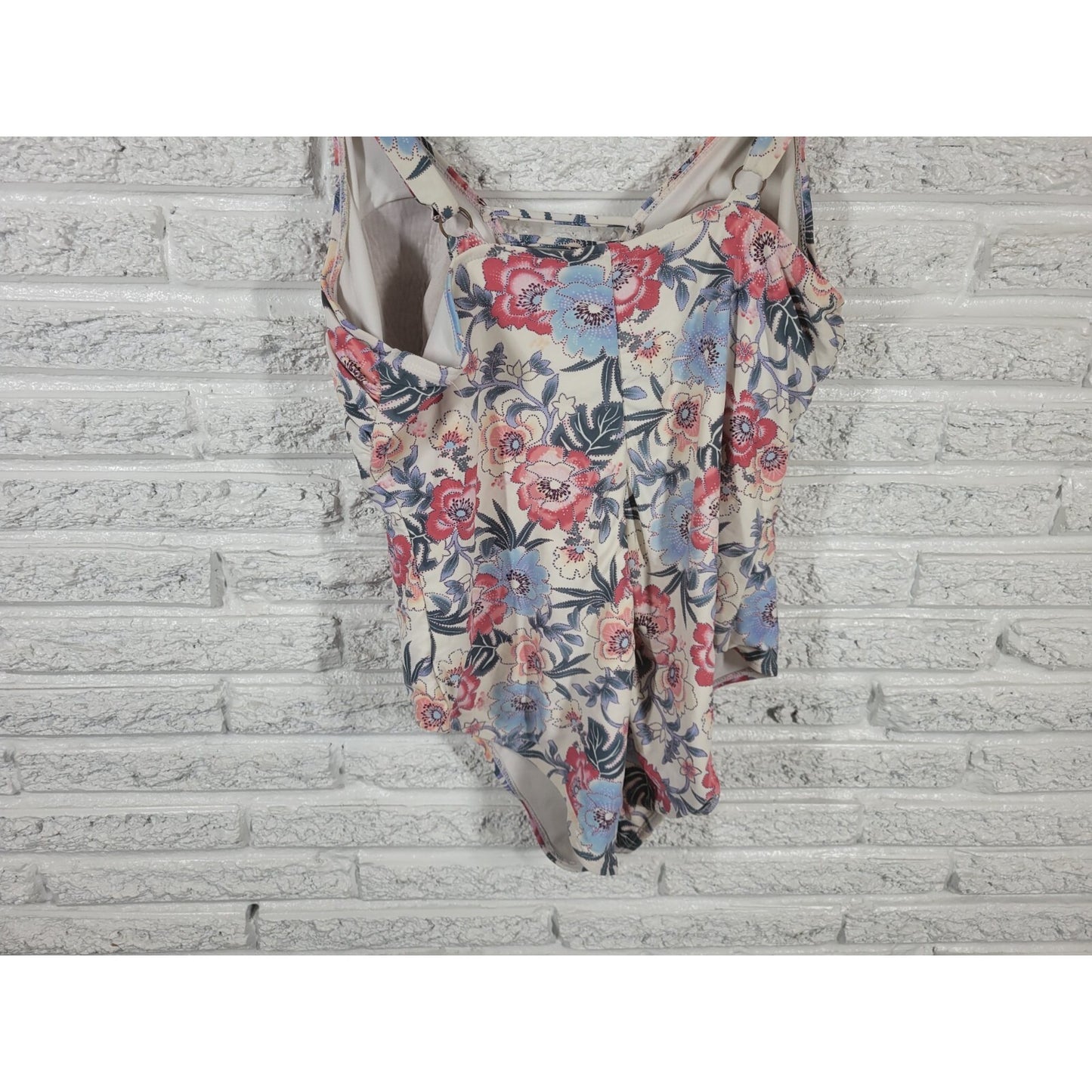 Time Tru Womens Swimsuit 1X Plus One Piece Blue Floral Bra Lined Lattice Plunge