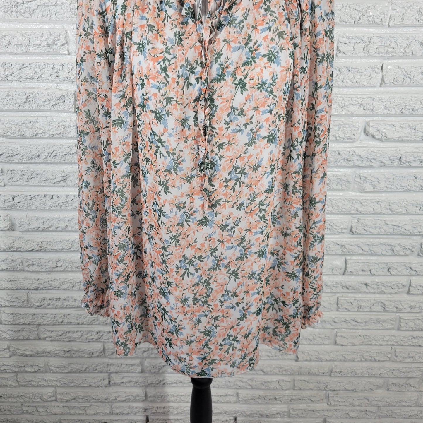 Suzanne Betro Womens Top 2X Plus Ruffle Neck Blue Floral Semi Sheer Lined Casual