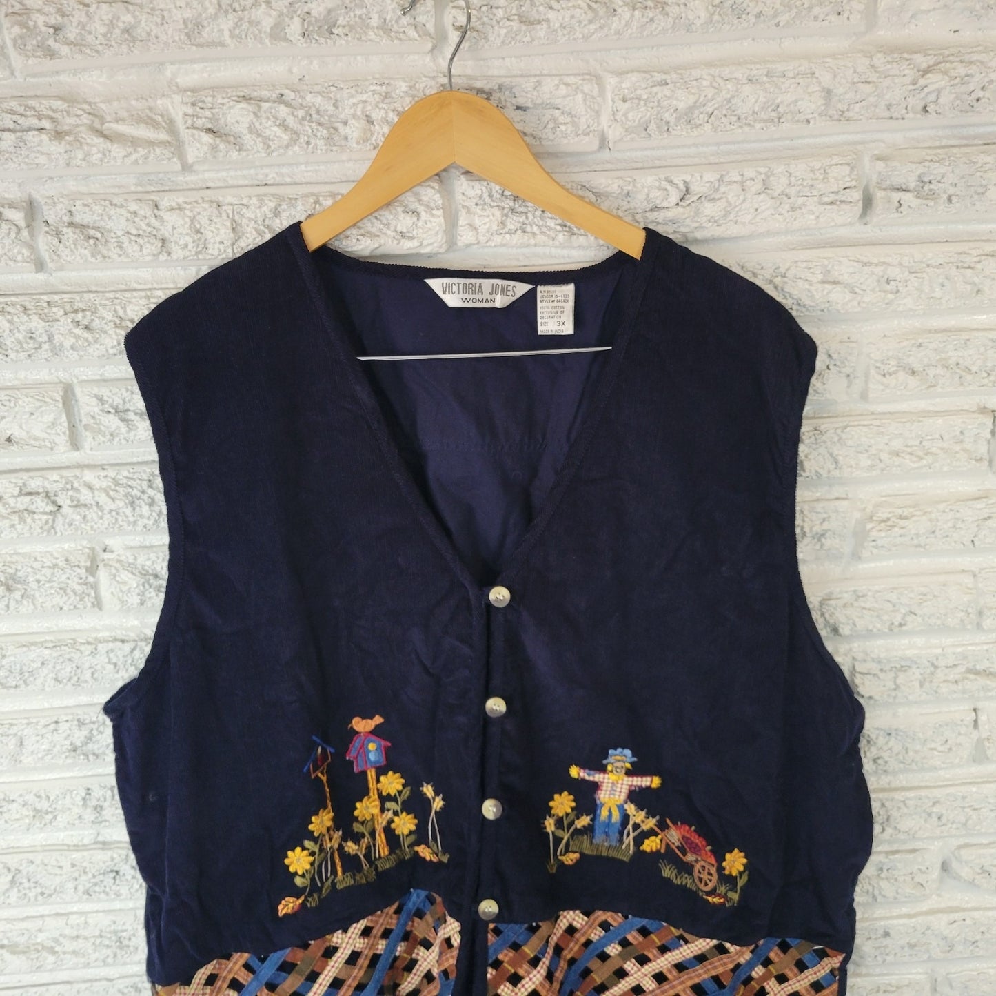 Victoria Jones Womens Vest 3X Plus Blue Embroidered Scarecrow Birdhouse Cotton