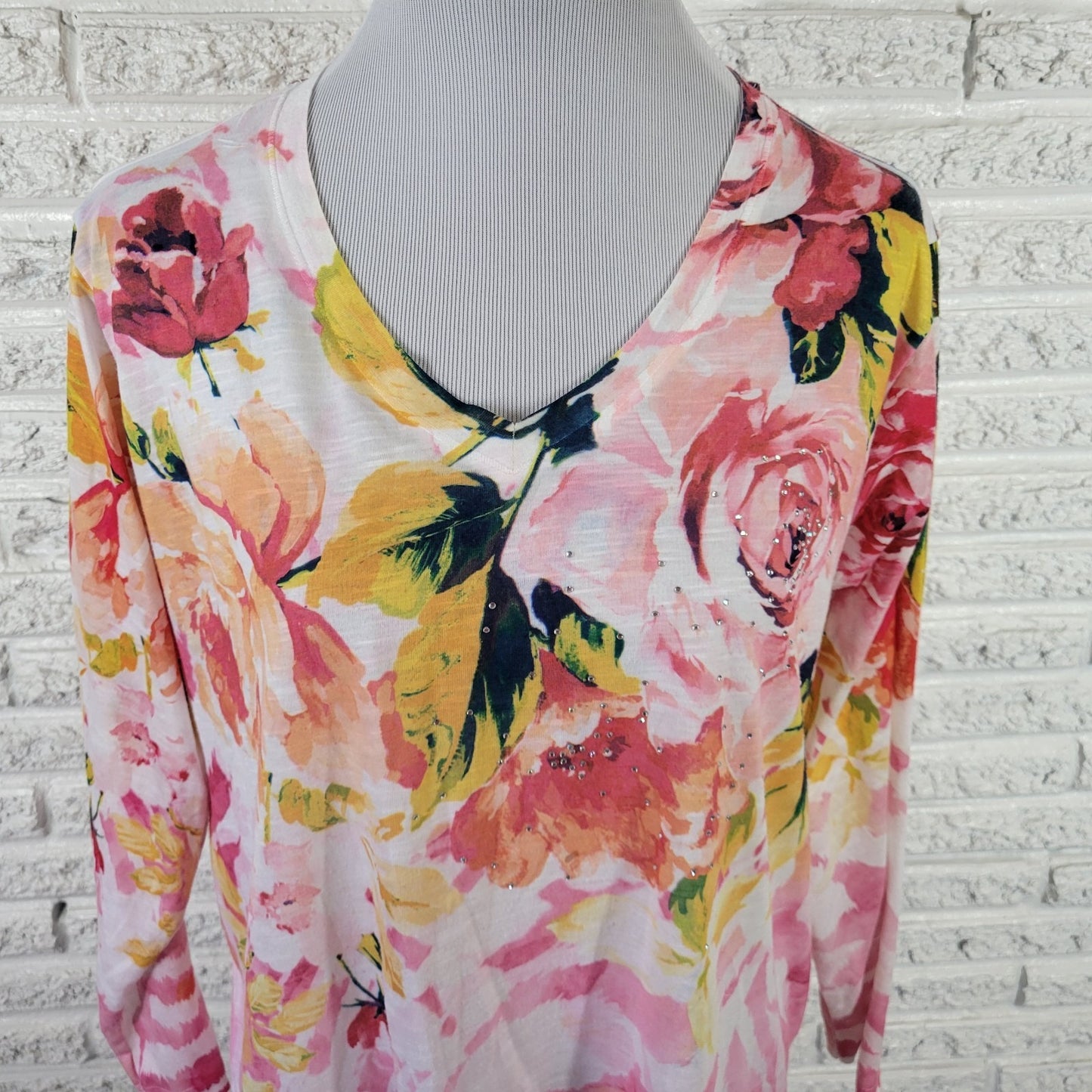 Concepts Womens Top XXL 20 Plus Tee Long Sleeve Pink Floral Rhinestone Casual
