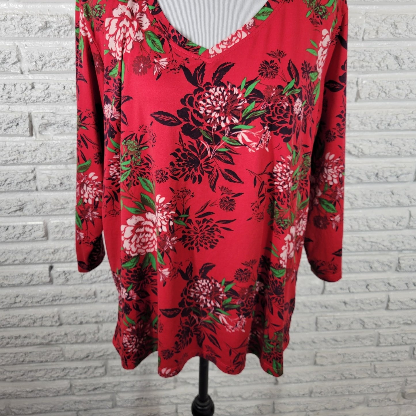 Pioneer Woman Womens Top XXL Plus 3/4 Sleeve Red Black Floral Comfy Poly Blend