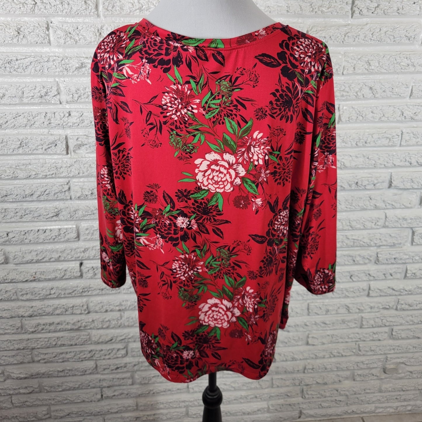Pioneer Woman Womens Top XXL Plus 3/4 Sleeve Red Black Floral Comfy Poly Blend