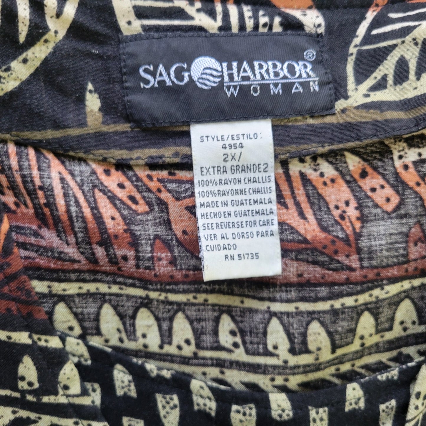 Sag Harbor Women's 2X Plus Black Geometric Button Up Top Short Sleeve Round Neck