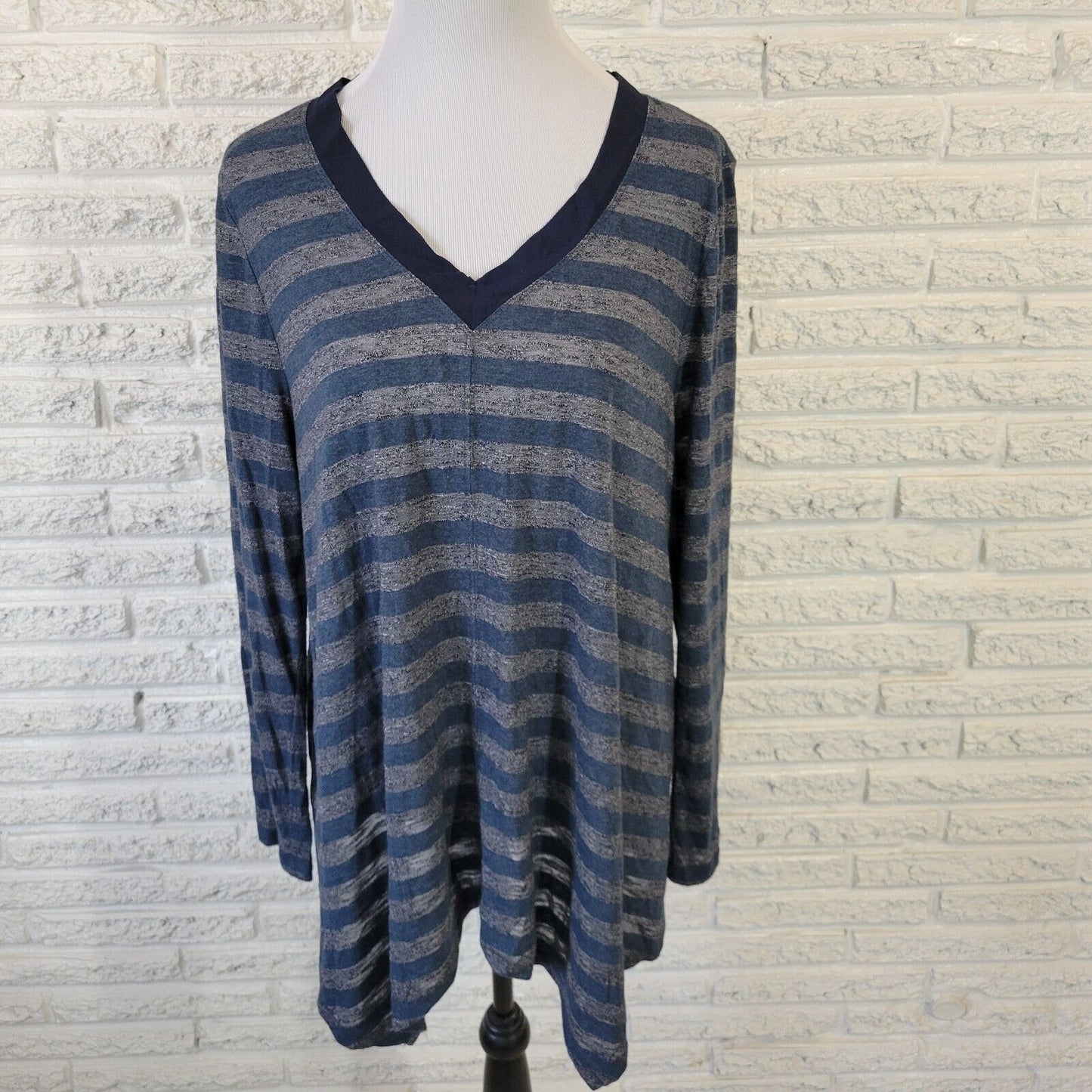 Lane Bryant Womens Top 18 20 Long Sleeve Blue Gray Stripe Semi Sheer Lightweight