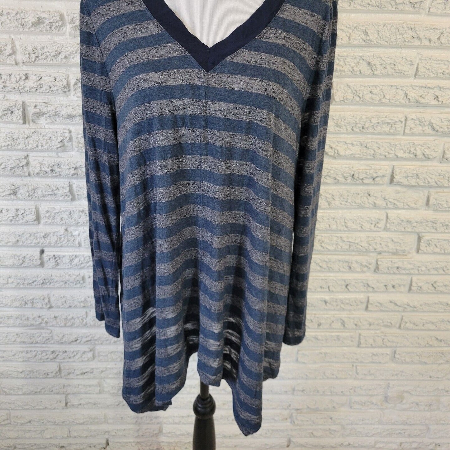 Lane Bryant Womens Top 18 20 Long Sleeve Blue Gray Stripe Semi Sheer Lightweight