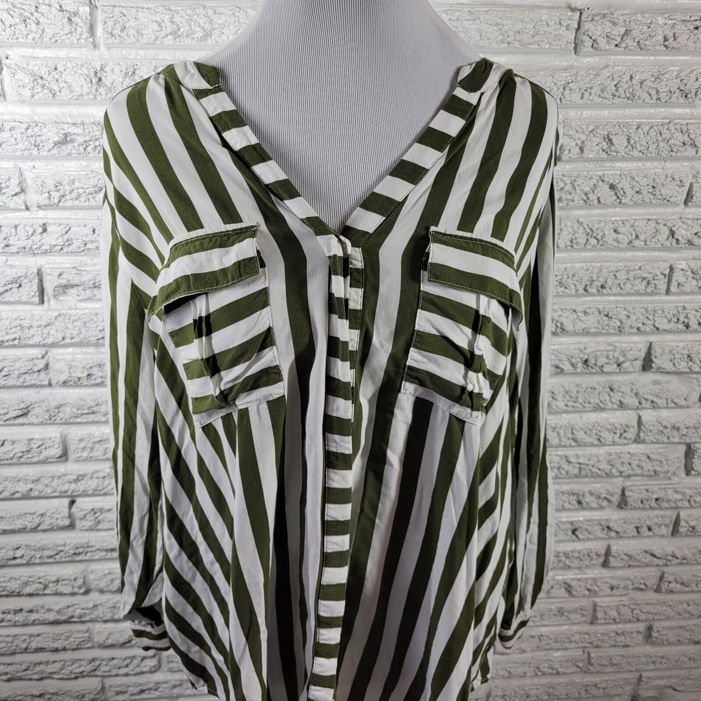 Ana Womens Top 2X Plus Roll Tab Sleeve Rayon Green Stripe Lightweight Pockets