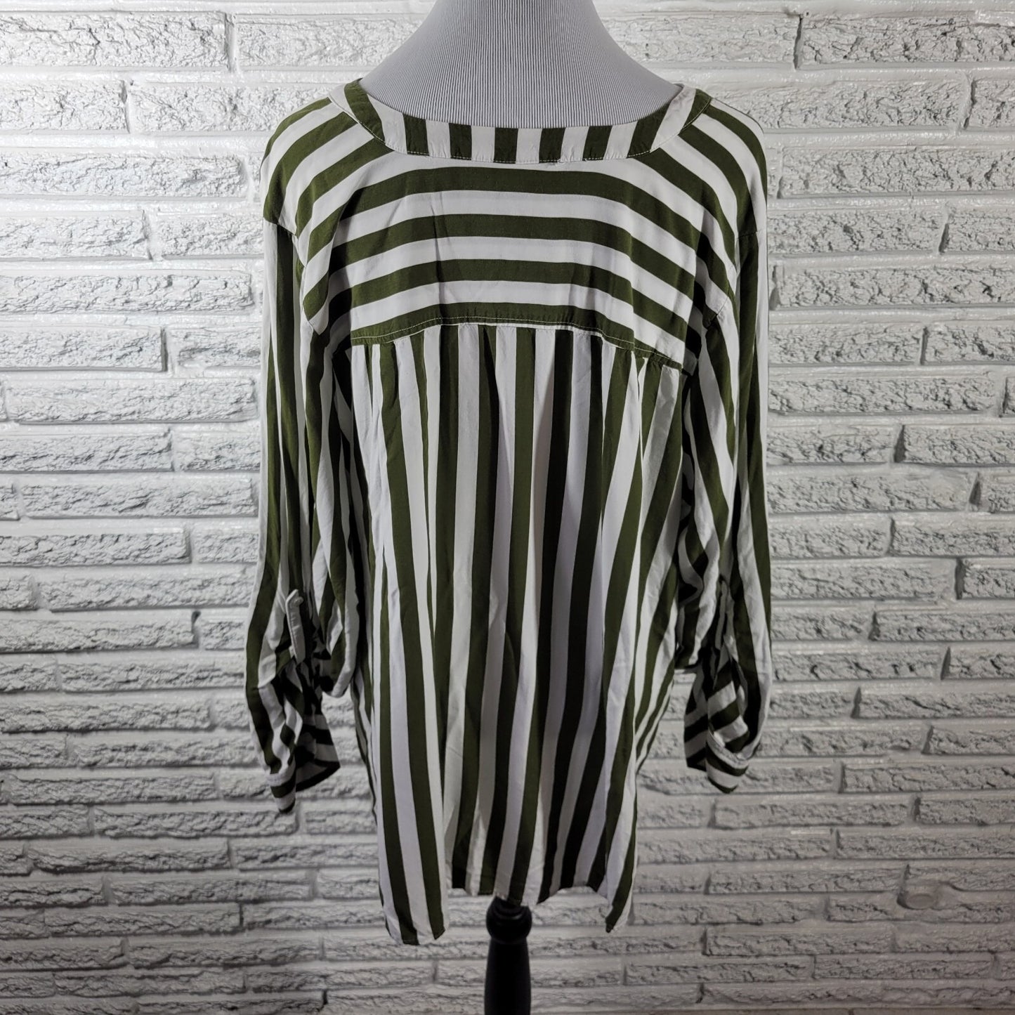 Ana Womens Top 2X Plus Roll Tab Sleeve Rayon Green Stripe Lightweight Pockets